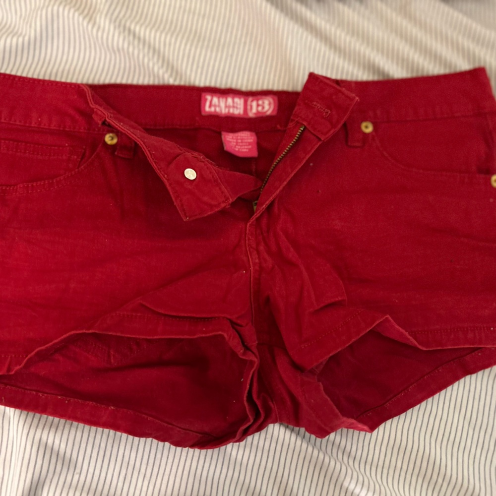 Zanadi Red Jean Shorts Casual Fit